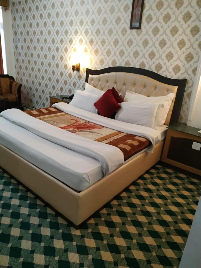 Lords Residency Otel Manāli Dış mekan fotoğraf